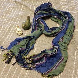 Maurices scarf